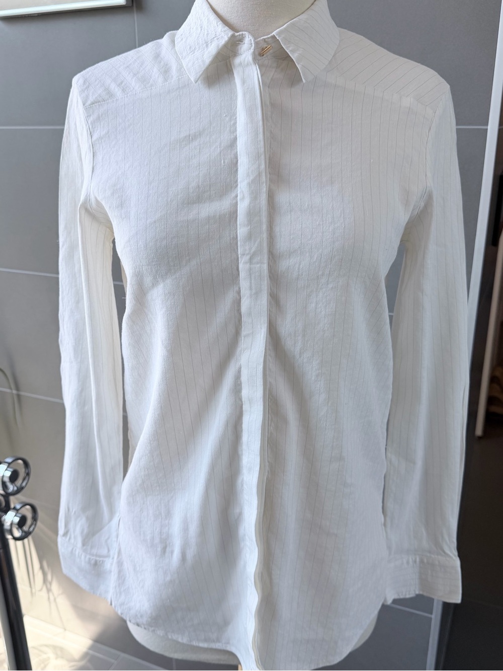 MM Lafleur White Pinstripe Button-Down Shirt